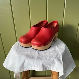 Swedish Hasbeens Clogs